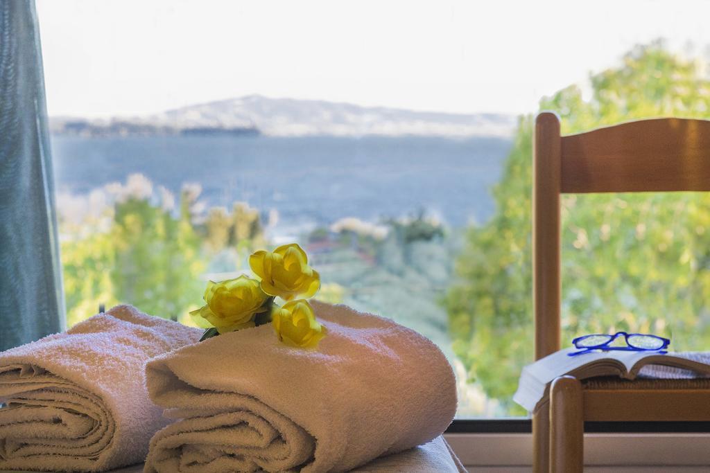 Hotel Darsena Passignano sul Trasimeno Ngoại thất bức ảnh